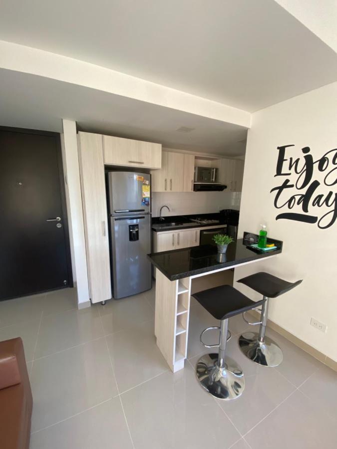 Apartasuite Moderna - En El Corazon Del Poblado Medellín Buitenkant foto