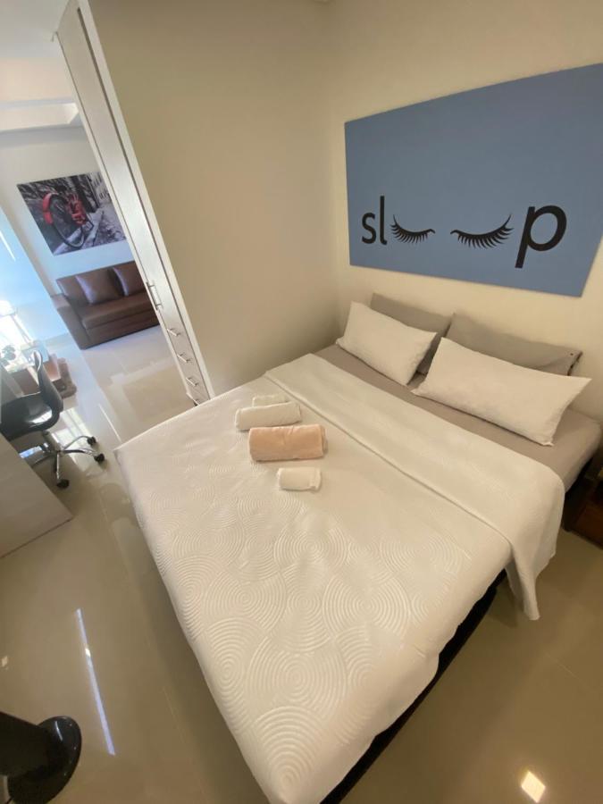 Apartasuite Moderna - En El Corazon Del Poblado Medellín Buitenkant foto