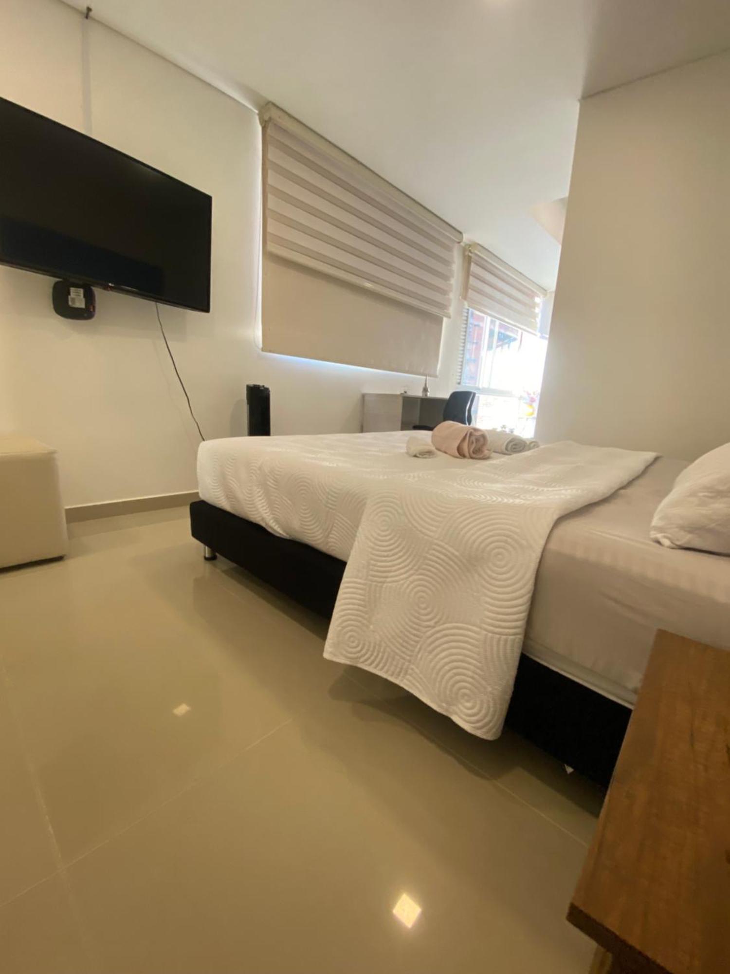 Apartasuite Moderna - En El Corazon Del Poblado Medellín Buitenkant foto